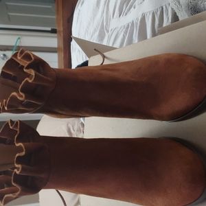 Crown and ivy Boots